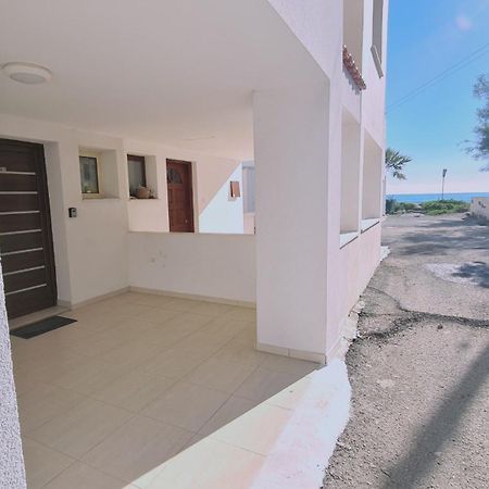 Meneou Stay Crystal Waves Maisonette מראה חיצוני תמונה